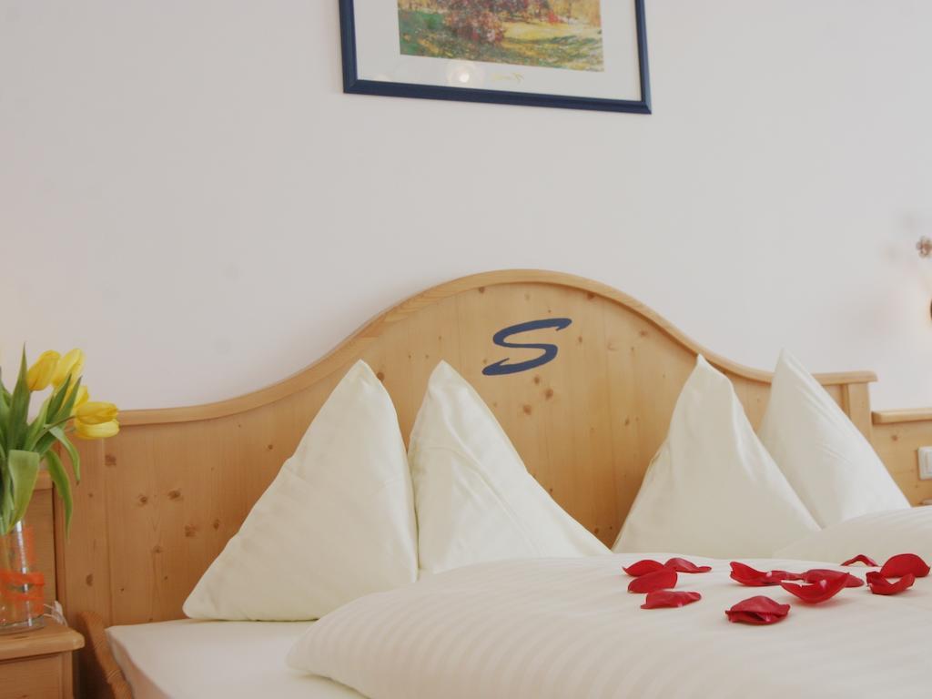 Sporthotel Snowwhite Obertauern Szoba fotó